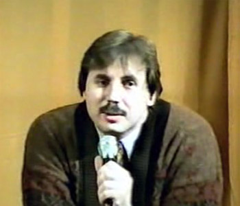 Николай Левашов проводит семинар-выступление в Архангельске в 1991 году